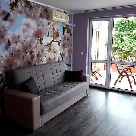 One-bedroom Riviera Fort Beach Apartment *